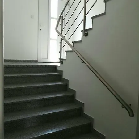 Apartmani Bungic * Pag Town